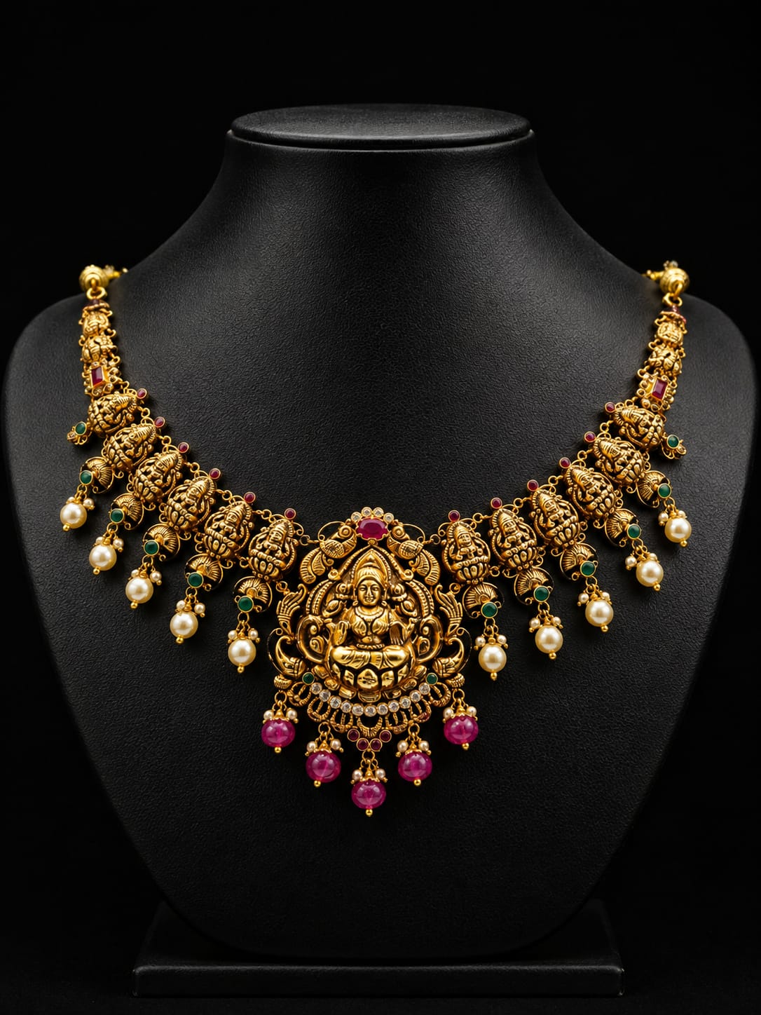 New Manaka Jewellers collection piece 6